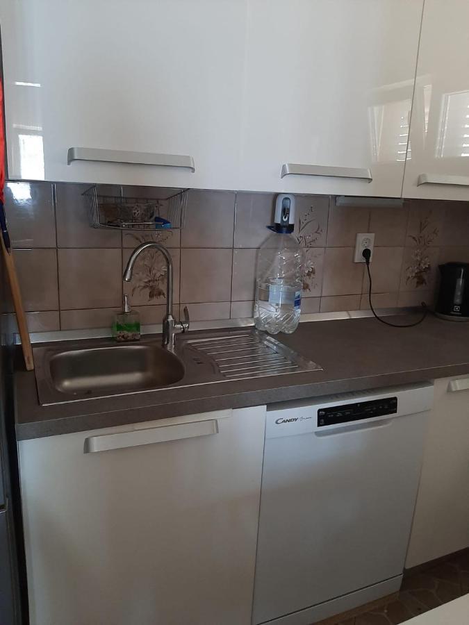 Appartement Kuca Za Odmor Coccoli à Karlobag Extérieur photo
